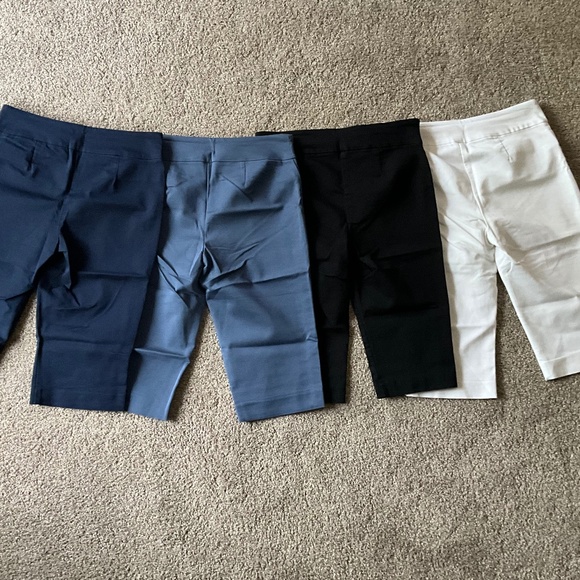 Lot of 4 capris - Picture 2 of 4
